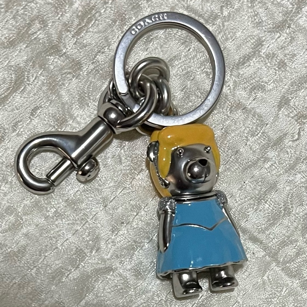 Disney Cinderella Coach bear keychain